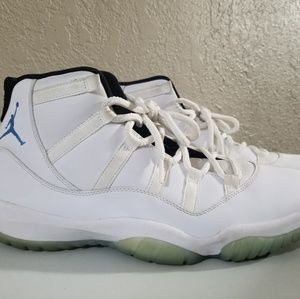 Air Jordan Retro, Legend Blues 11. Size 11.